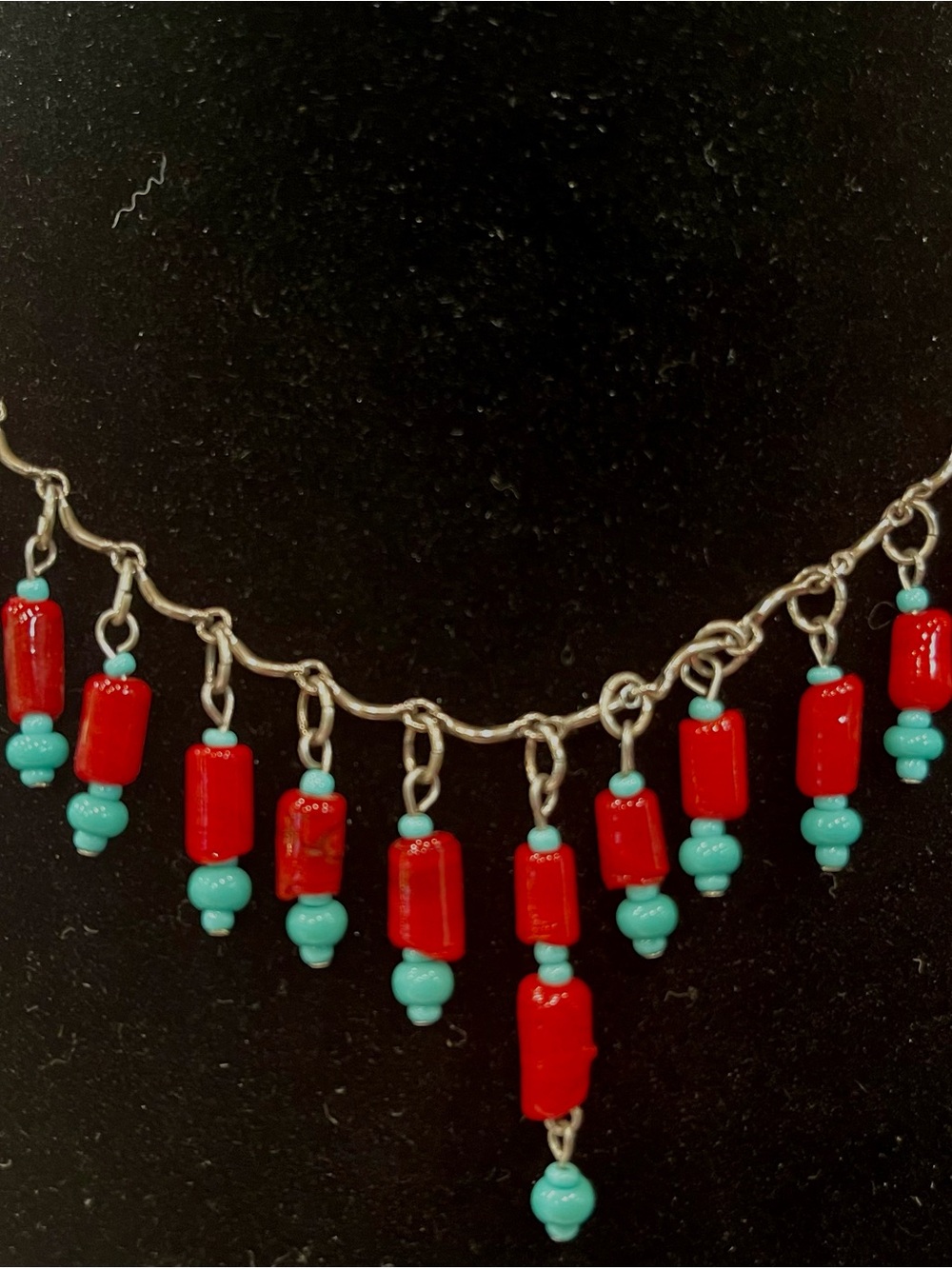 Vintage Handcrafted Red and Turquoise Necklace Bead and barrel design.